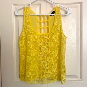 Timing floral cutout sleeveless top